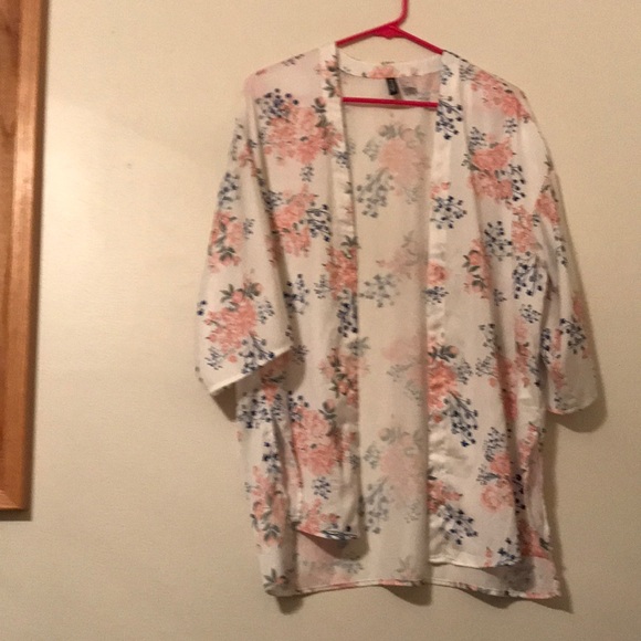 Divided Sweaters - H&M floral kimono